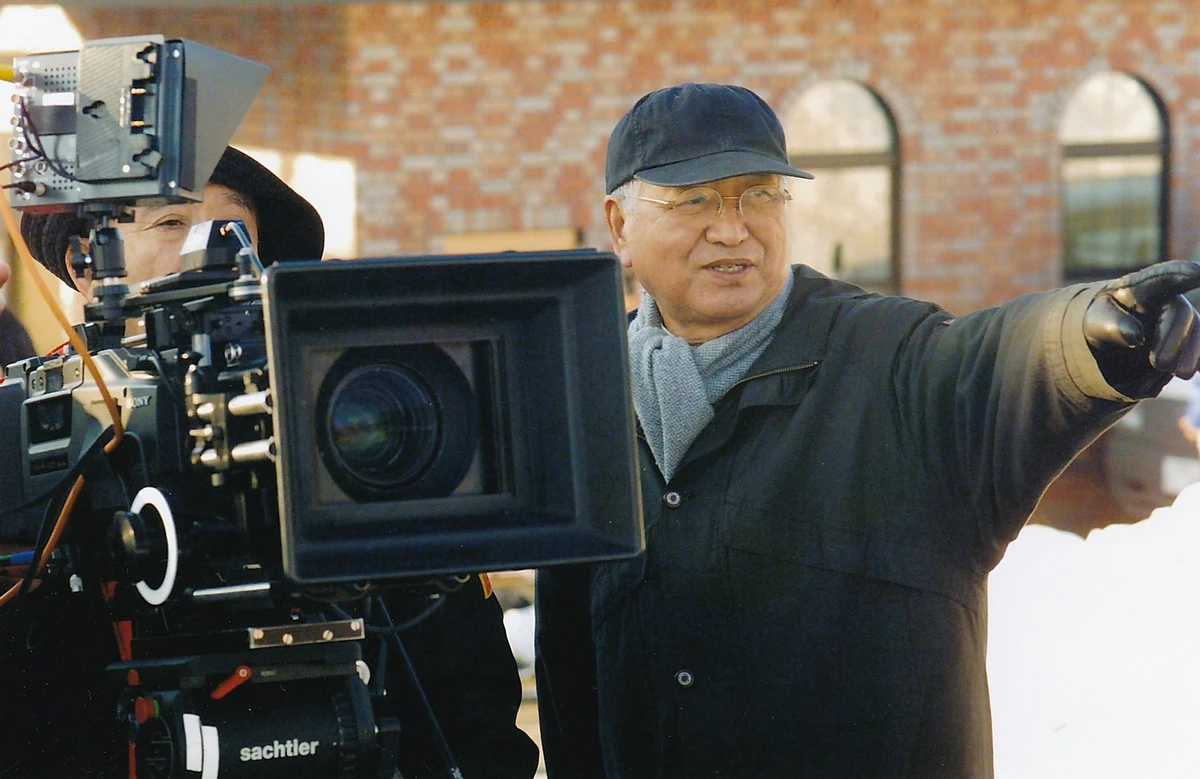 メイン_篠田正浩監督01.jpg